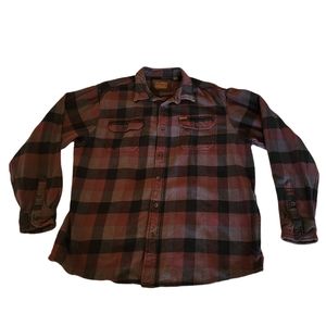 Orvis men's flannel button down shirt.         T8